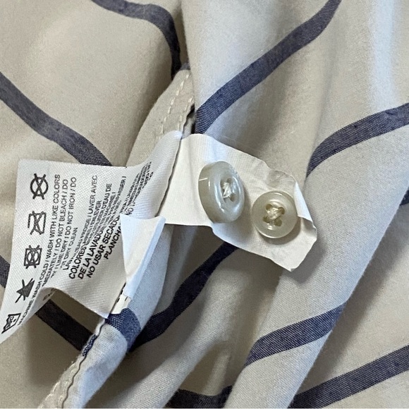 NIKE / Men’s Cream & Blue Striped Short Sleeve Button Down Shirt Size XXL - Picture 6 of 9